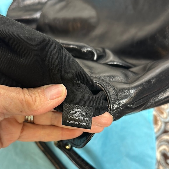 ANTONIO MELANI Black Leather Tote with Gold Hardware - Picture 10 of 16